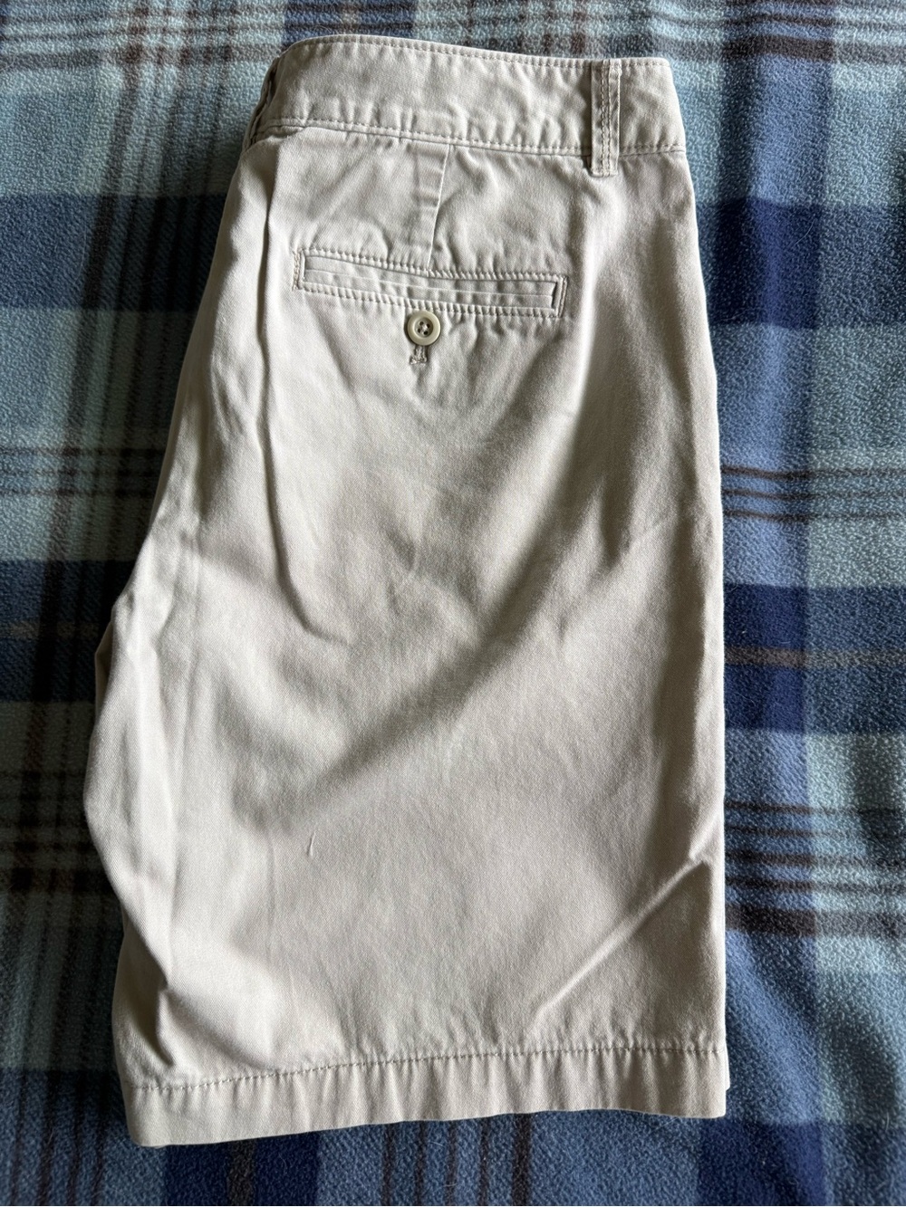 LOFT Cream Cargo Shorts